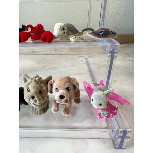 Vtg Puppy in My Pocket Newborn Care Center Playset w/various figures 2009 MEG - Picture 7 of 15